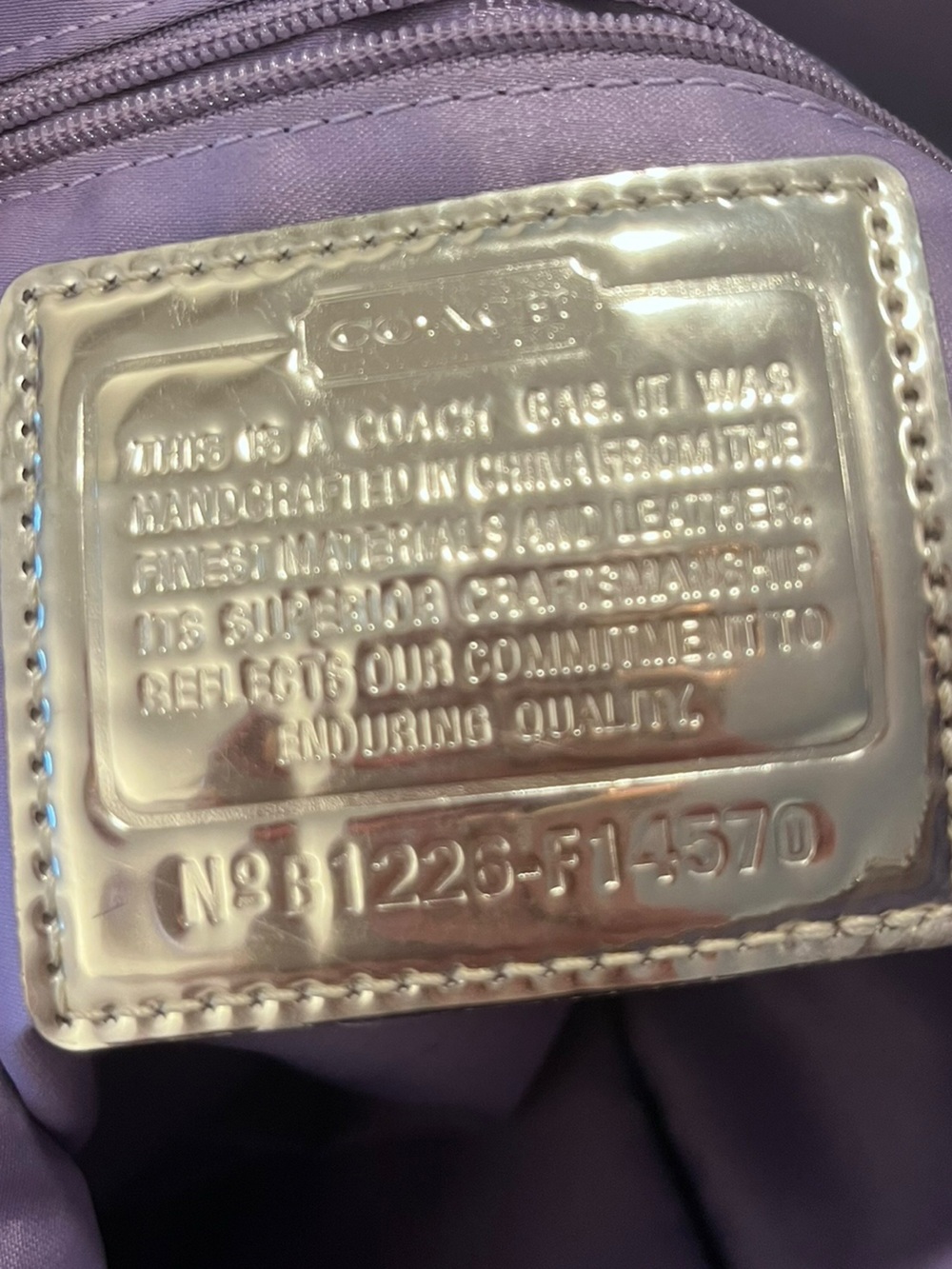 32) Coach Poppy Signature Double Pocket Hobo Bag. - Picture 3 of 4